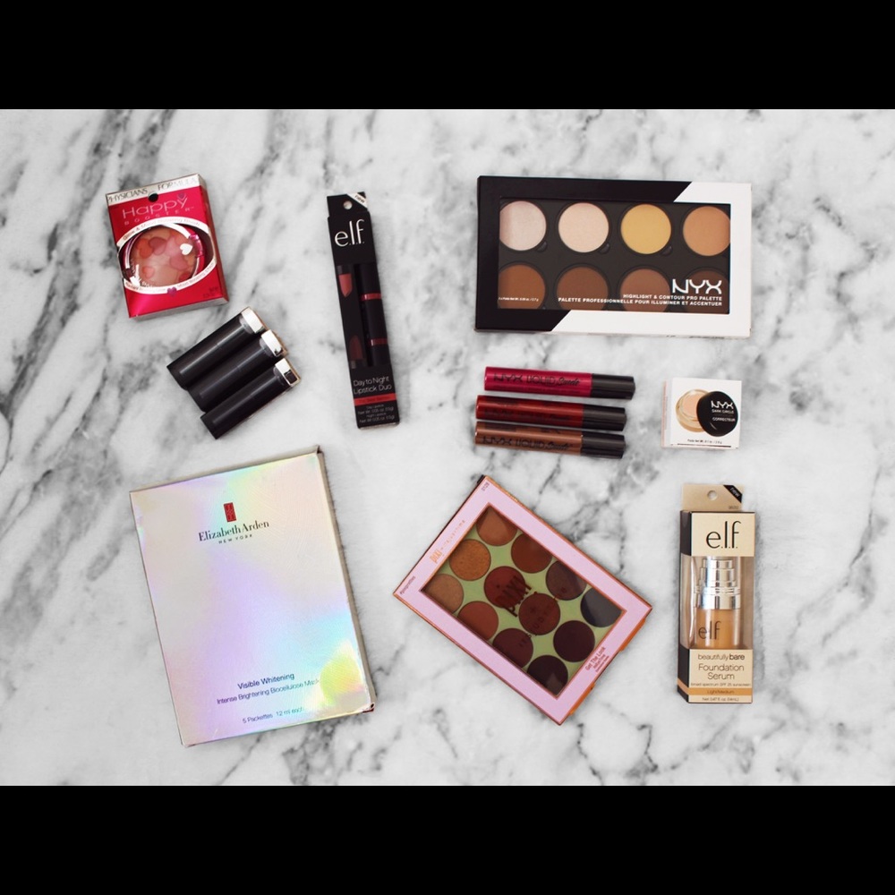 Meet your Posher, Makeup